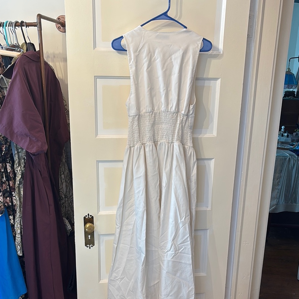 Anthropologie White Scallop V-Neck Sleeveless Maxi Dress - Picture 5 of 8
